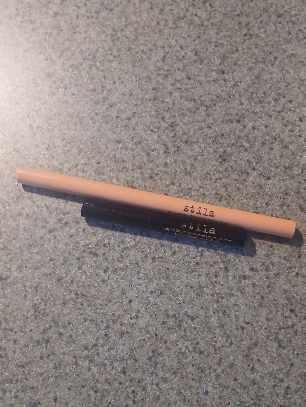Stila Dual Liner Set in Peach and Black